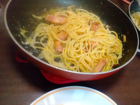 冷凍生クリームですぐ完成☆カルボナーラ:パスタ